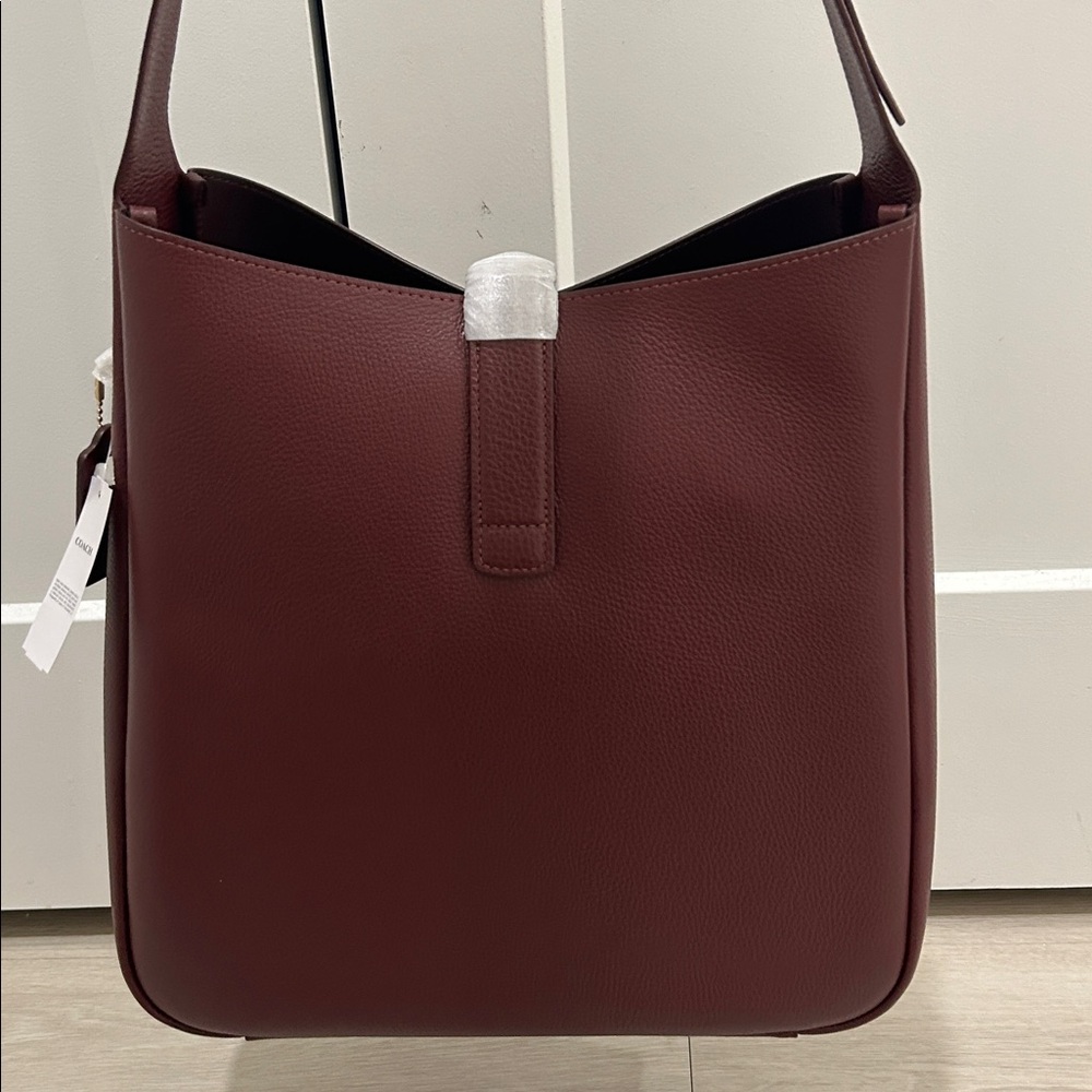Coach (NWT) Hadley Large Shoulder Bag - Picture 11 of 16